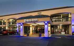 Days Inn & Suites By Wyndham Artesia